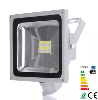 80W LED Fluter Auenstrahler Lichtfarbe Kaltwei mit Bewegungsmelder